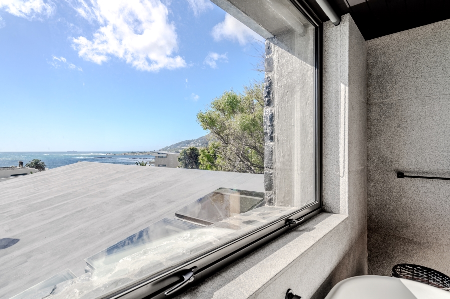 To Let 3 Bedroom Property for Rent in Camps Bay Western Cape